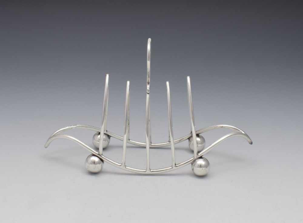 Novelty Curved 4 Slice Silver Toast Rack 1911 Lee & Wigfull View V