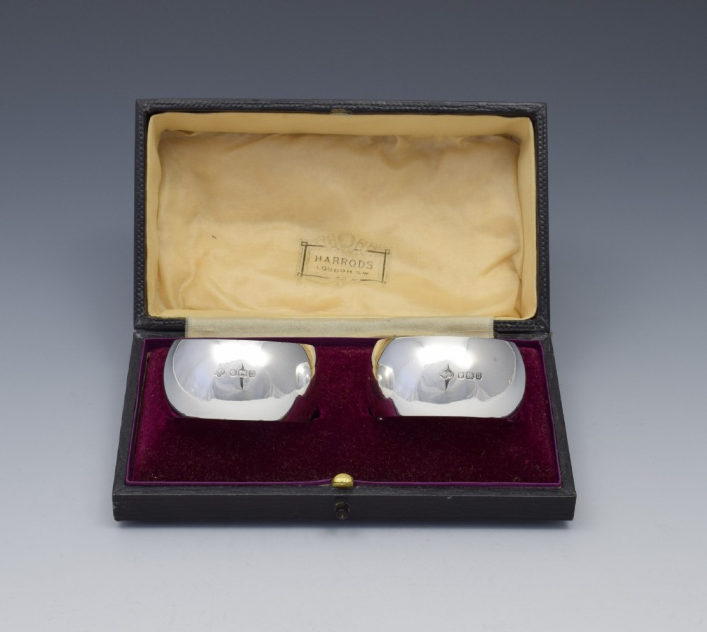 Pair George V Silver Napkin Rings Hutton & Sons 1912 View II
