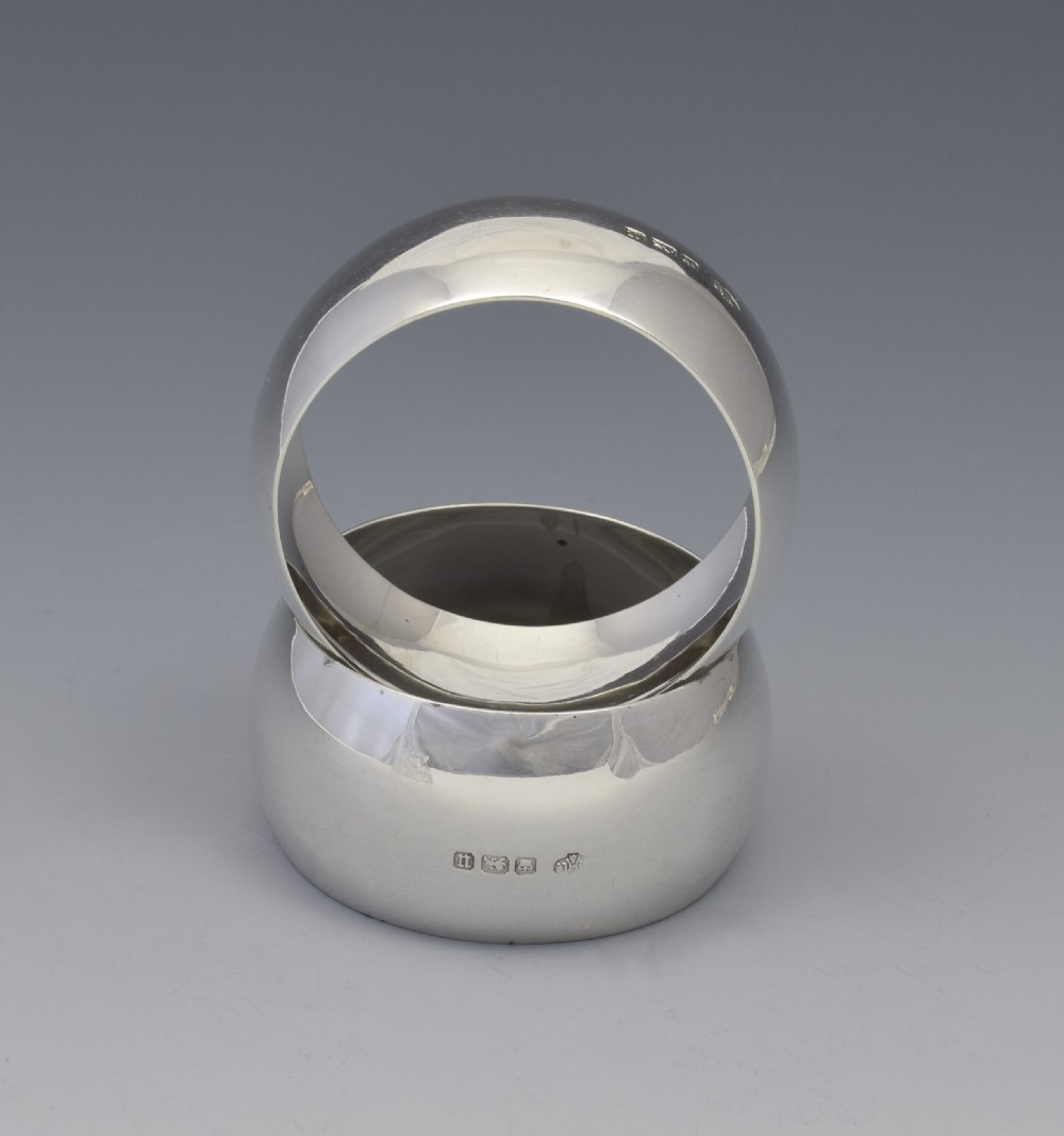 Pair George V Silver Napkin Rings Hutton & Sons 1912 View VII