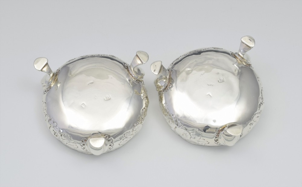 Pair Early George III Silver Cauldron Table Salts William Kersill 1769 View V