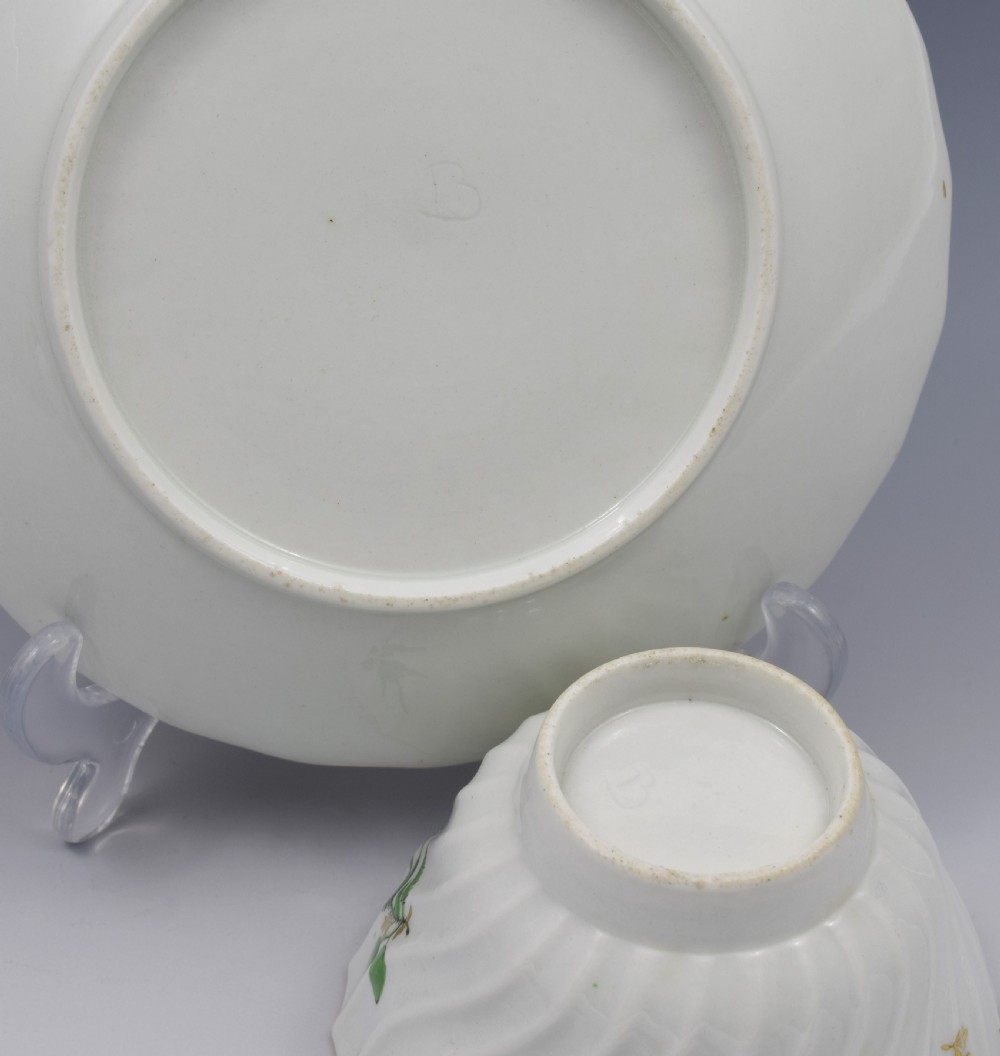 Flight & Barr Worcester Porcelain Spiral Fluted Tea Bowl & Saucer View VII