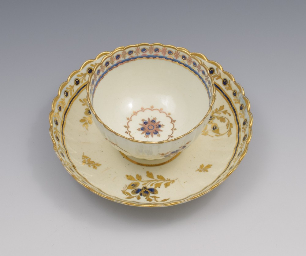 Caughley Porcelain Fluted Tea Bowl & Saucer Dresden Flowers c.1785