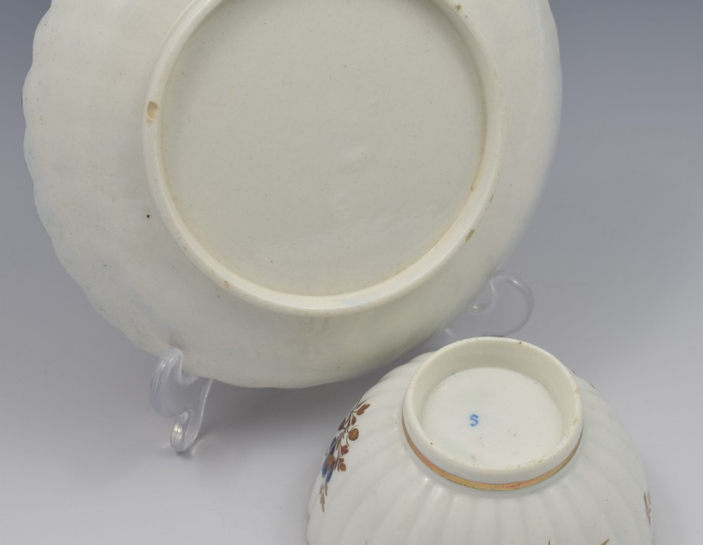 Caughley Porcelain Fluted Tea Bowl & Saucer Dresden Flowers c.1785 View XII