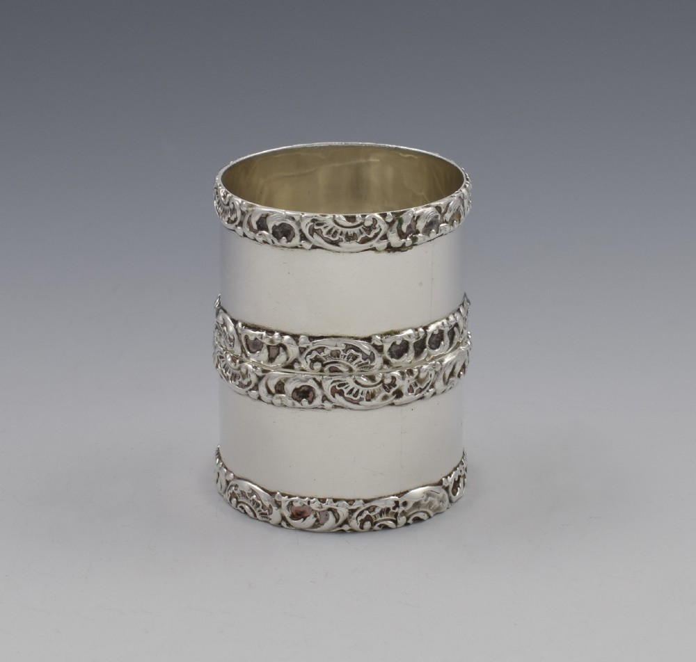 Cased Pair George V Silver Napkin Rings 1912 View VII