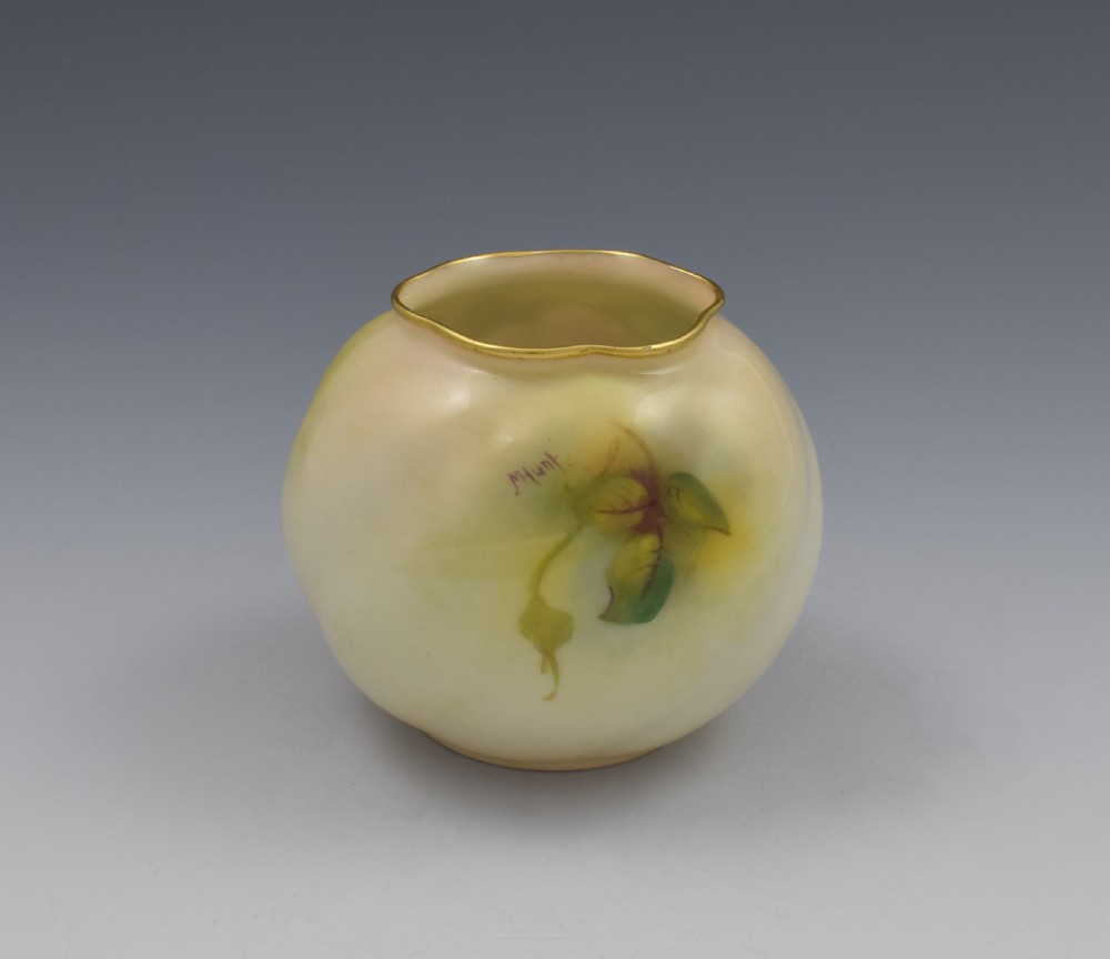 Royal Worcester Rose Painted Vase By Millie Hunt 1925 G161 View II