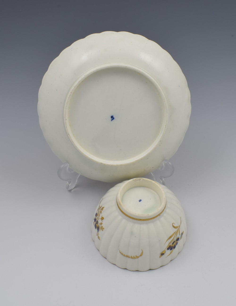 Caughley Porcelain Fluted Tea Bowl & Saucer Dresden Flowers c.1785 View VIII