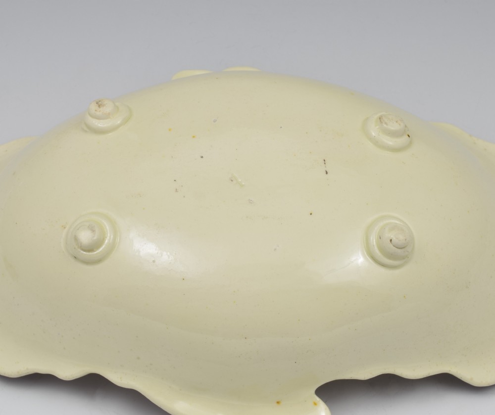 18th Century Neale & Co. Creamware Shell Dessert Dish Puce Classical Ruins View IX
