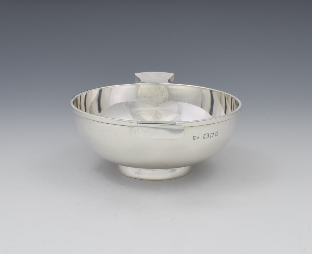 Art Deco Sterling Silver Quaich Robert Pringle & Sons 1934 View V