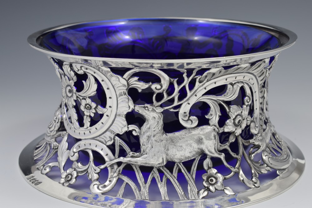 Large Victorian Irish Silver Dish (Potato) Ring Wakely & Wheeler Wild Animals View XI