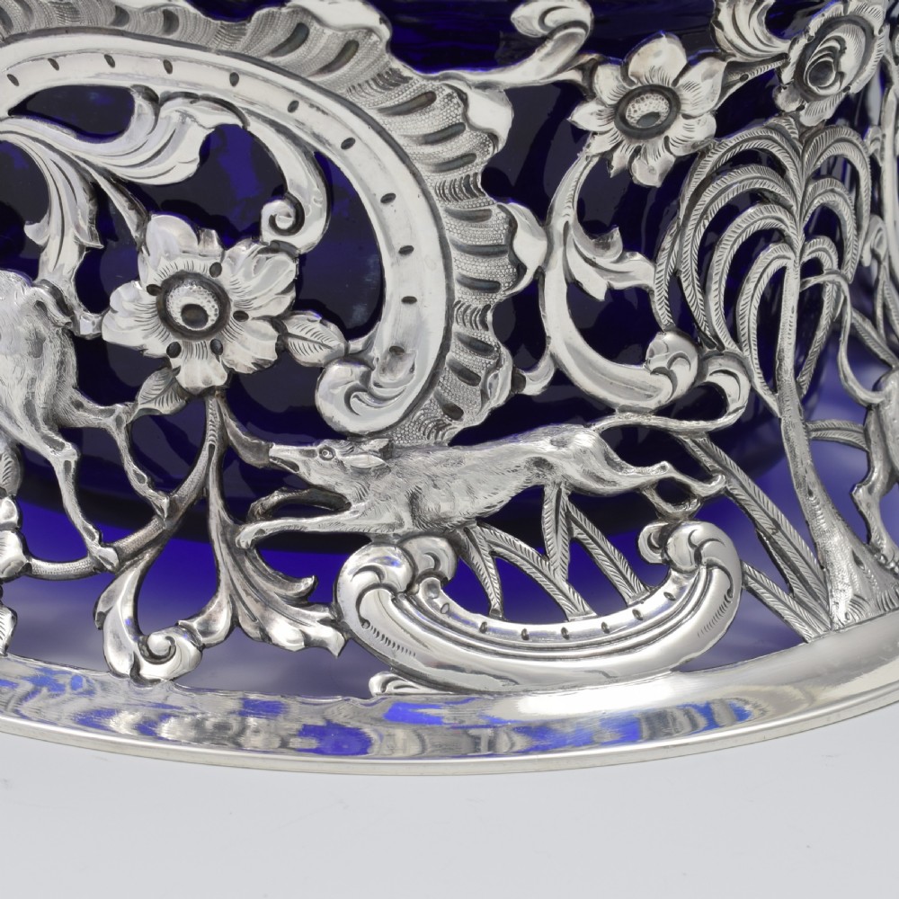 Large Victorian Irish Silver Dish (Potato) Ring Wakely & Wheeler Wild Animals View XIII
