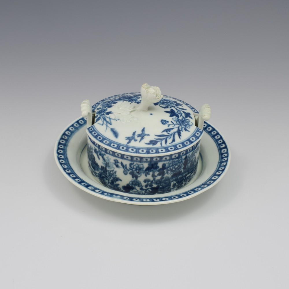 First Period Worcester Porcelain Butter Tub & Stand Fence Pattern c.1770 View II