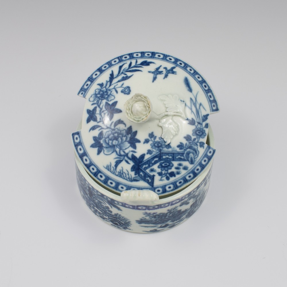First Period Worcester Porcelain Butter Tub & Stand Fence Pattern c.1770 View V