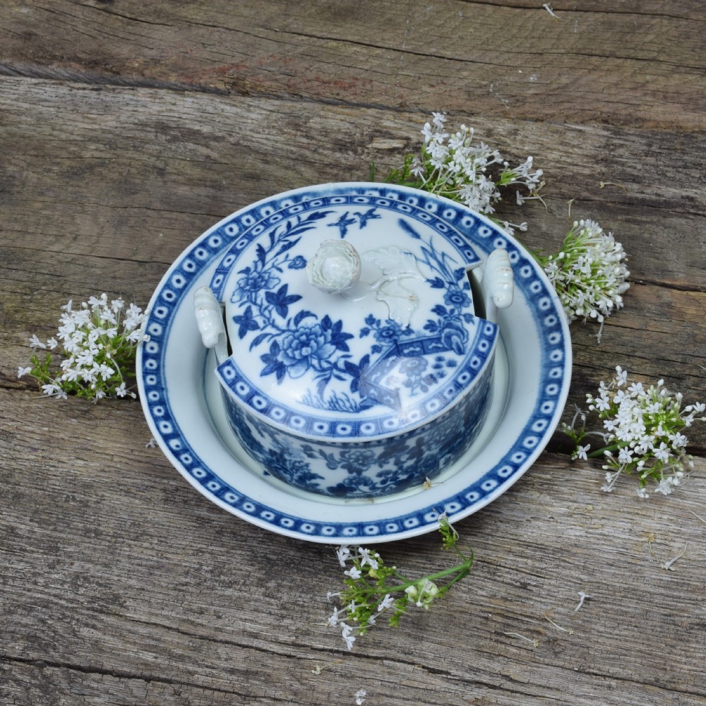 First Period Worcester Porcelain Butter Tub & Stand Fence Pattern c.1770 View IX