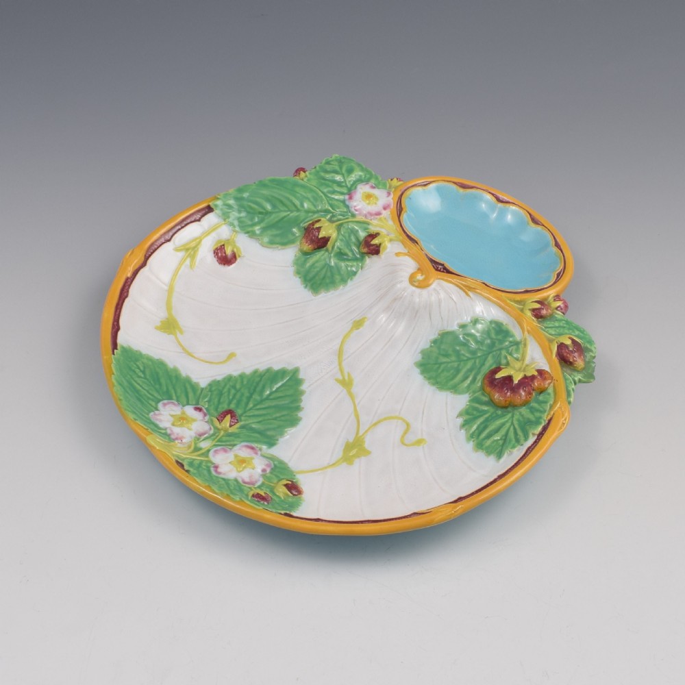 Minton Majolica Strawberry Server Dish White Ground 1872 View II