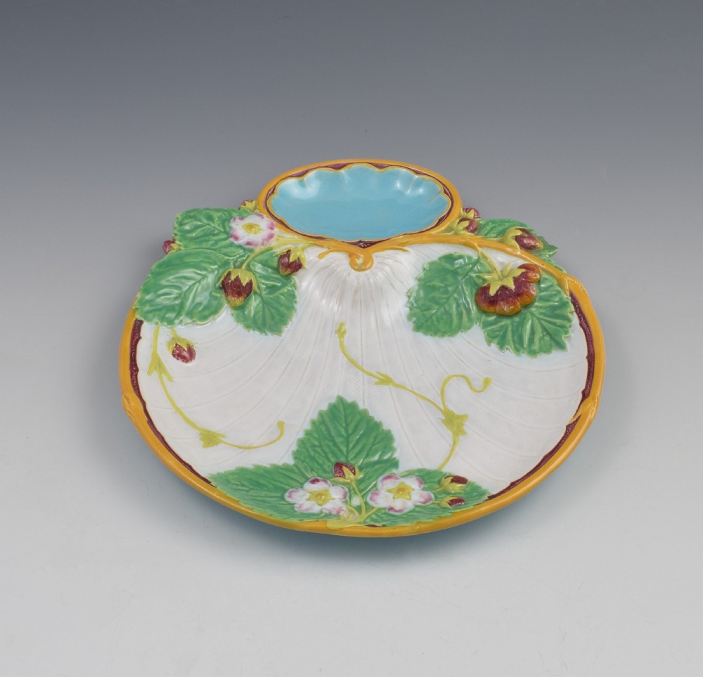 Minton Majolica Strawberry Server Dish White Ground 1872 View III