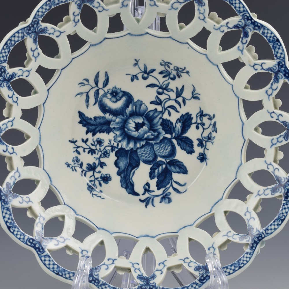 Large First Period Worcester Porcelain Pine Cone Pattern Basket c.1775 View II