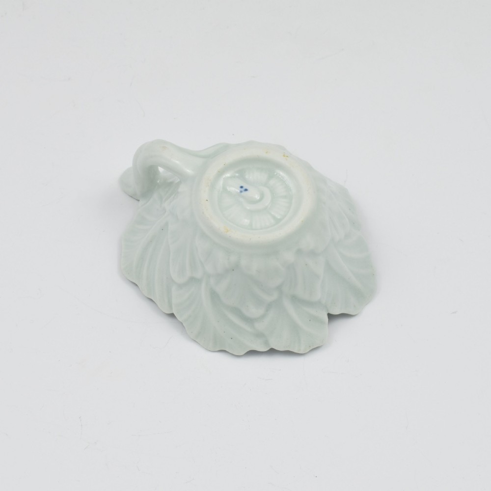 First Period Worcester Porcelain Mansfield Butterboat c.1758 View X
