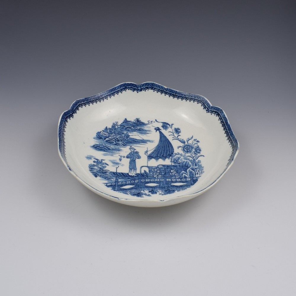Rare Caughley Porcelain Salad Bowl Fisherman Pattern c.1785 View III