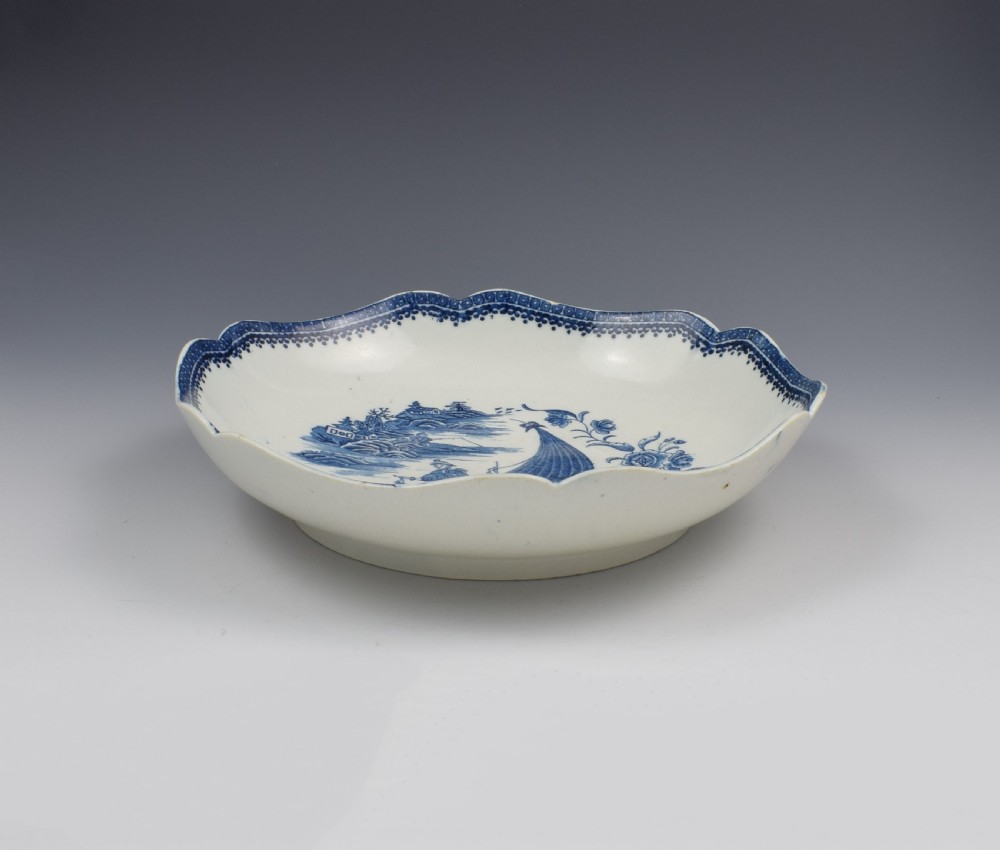 Rare Caughley Porcelain Salad Bowl Fisherman Pattern c.1785 View IV