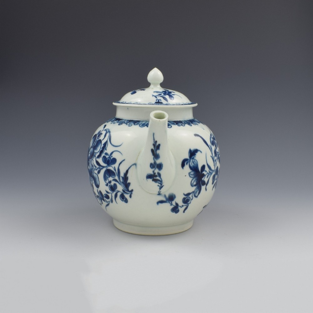 Large First Period Worcester Porcelain Mansfield Pattern Teapot c.1775 View III