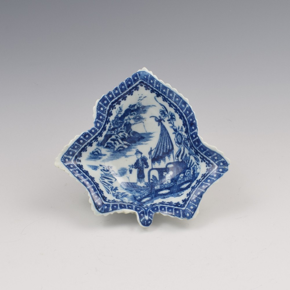Caughley Porcelain Large Leaf Shaped Pickle Dish Fisherman Pattern c.1780 View II