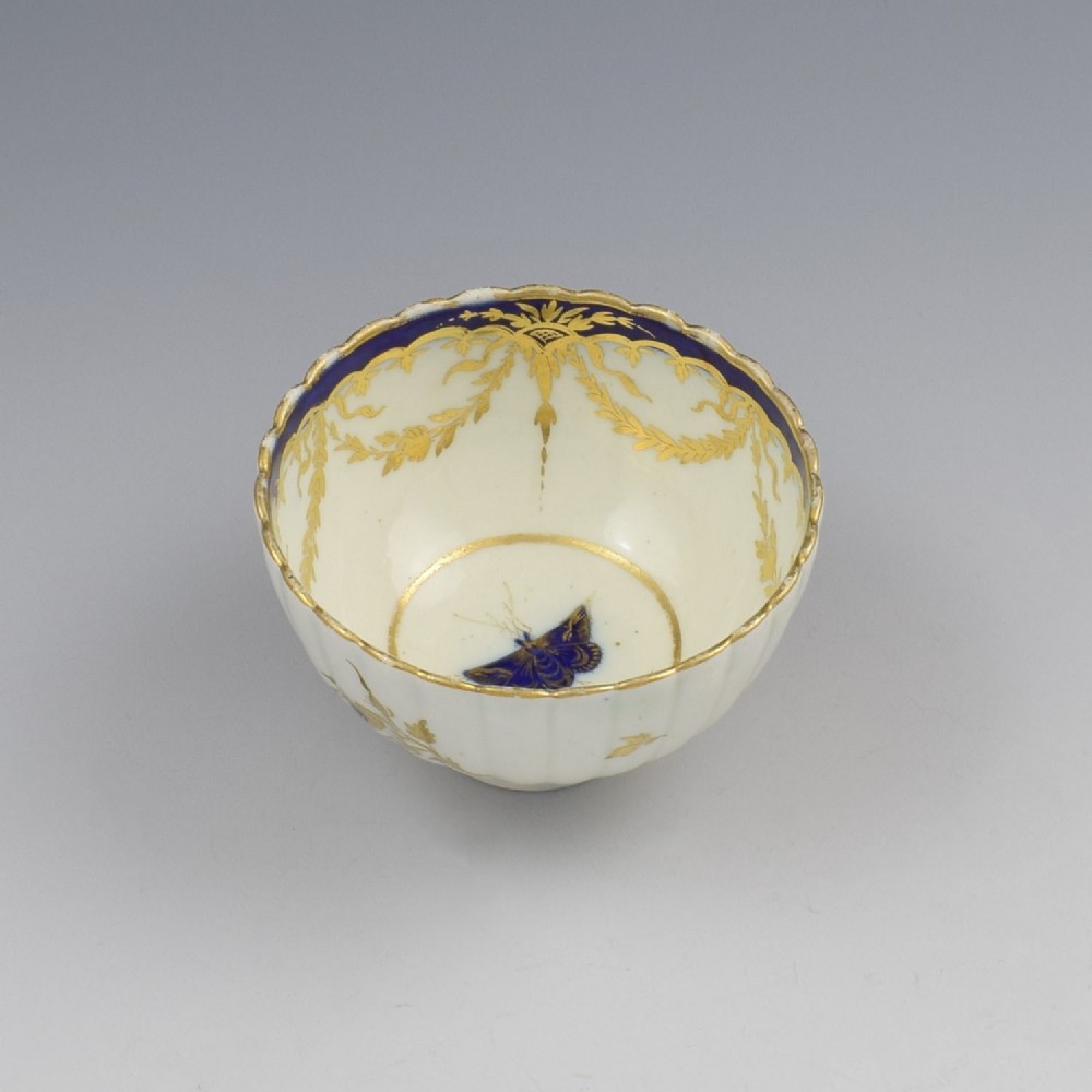 Caughley Porcelain Fluted Tea Bowl Dresden Flowers & Butterfly c.1785