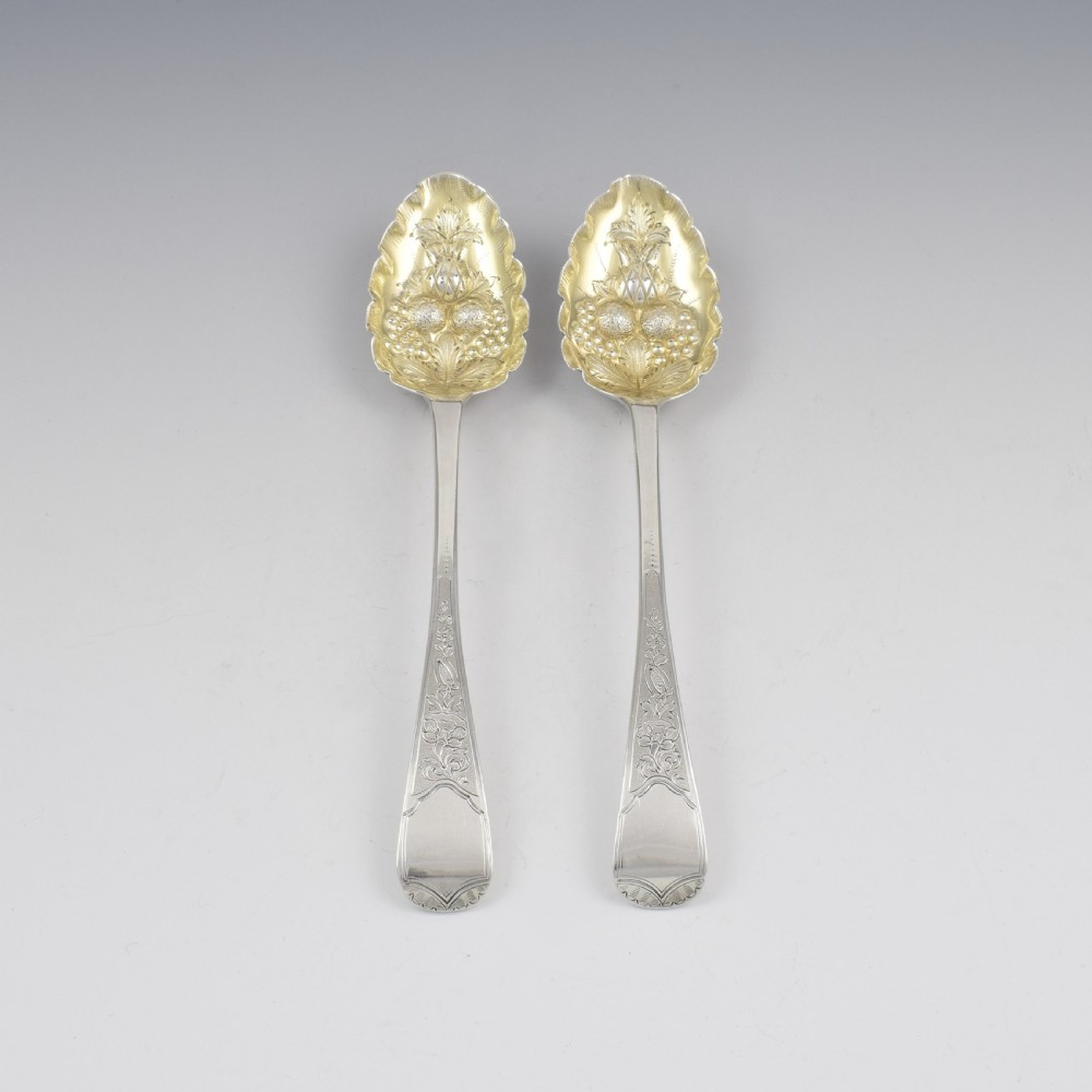 Pair Of Irish Georgian Silver Serving Berry Spoons Dublin 1823 View IV