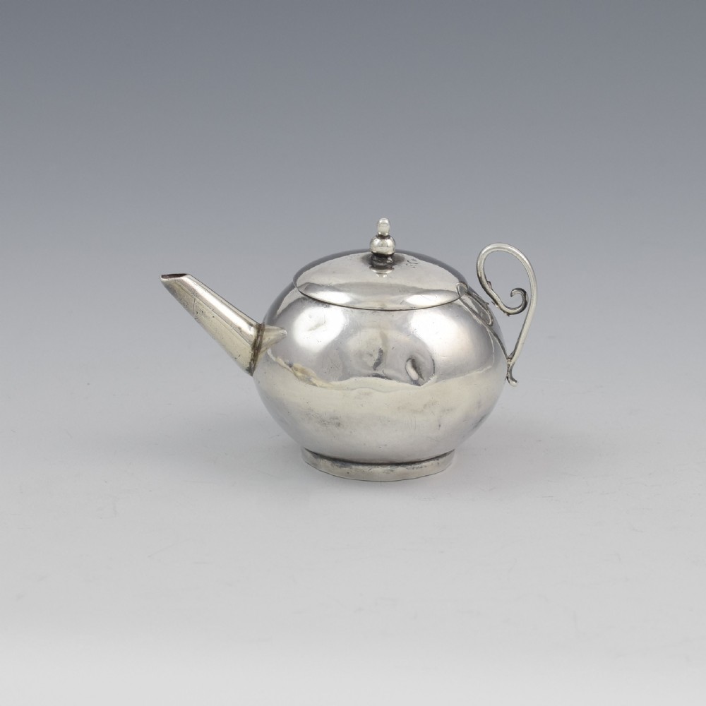 Rare George I Miniature Silver Toy Teapot David Clayton c.1725 View V