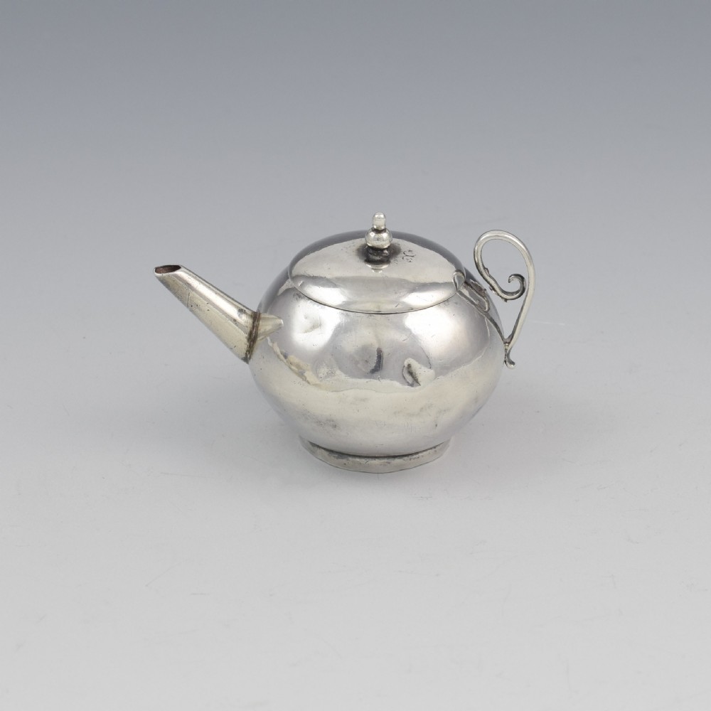Rare George I Miniature Silver Toy Teapot David Clayton c.1725 View VI