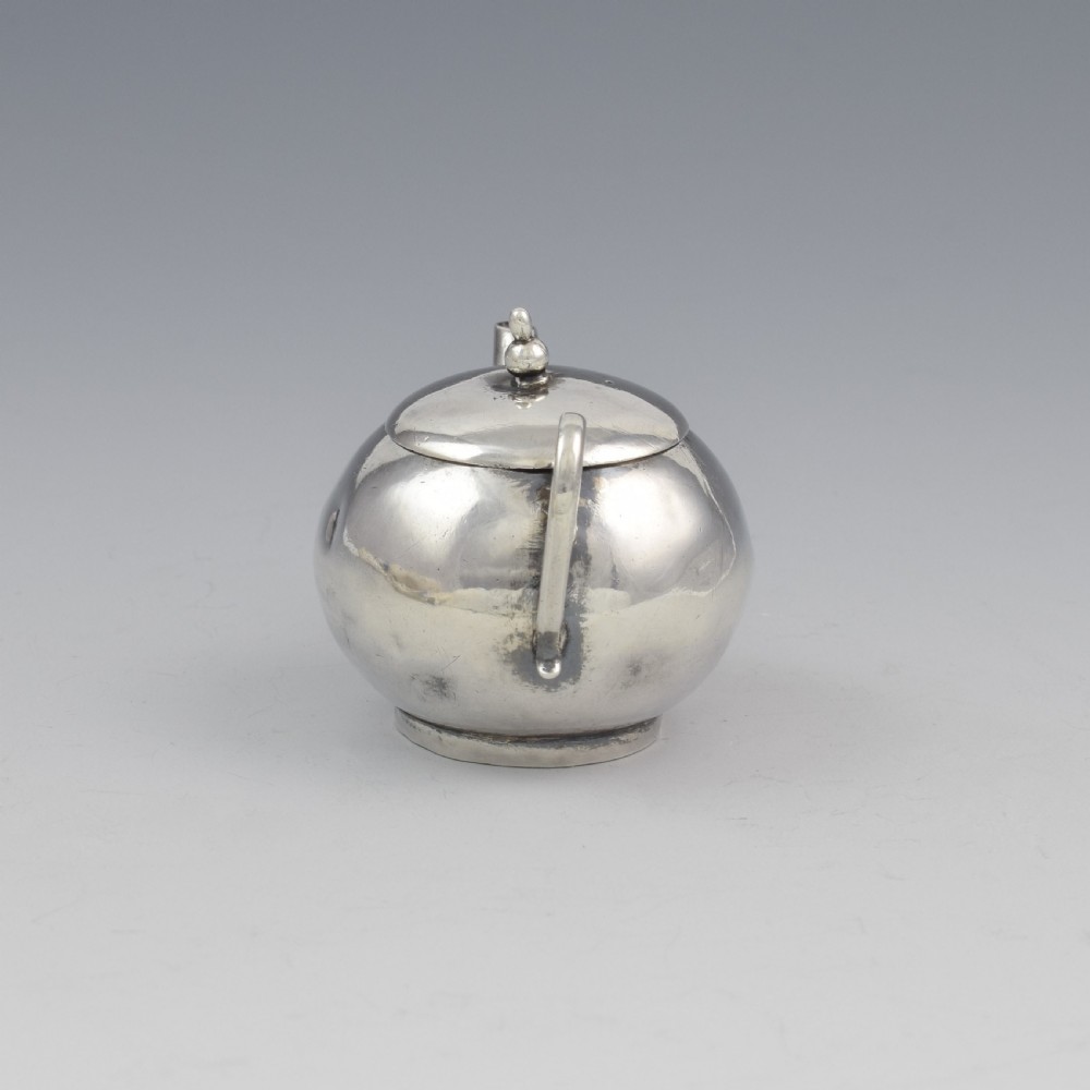 Rare George I Miniature Silver Toy Teapot David Clayton c.1725 View VIII