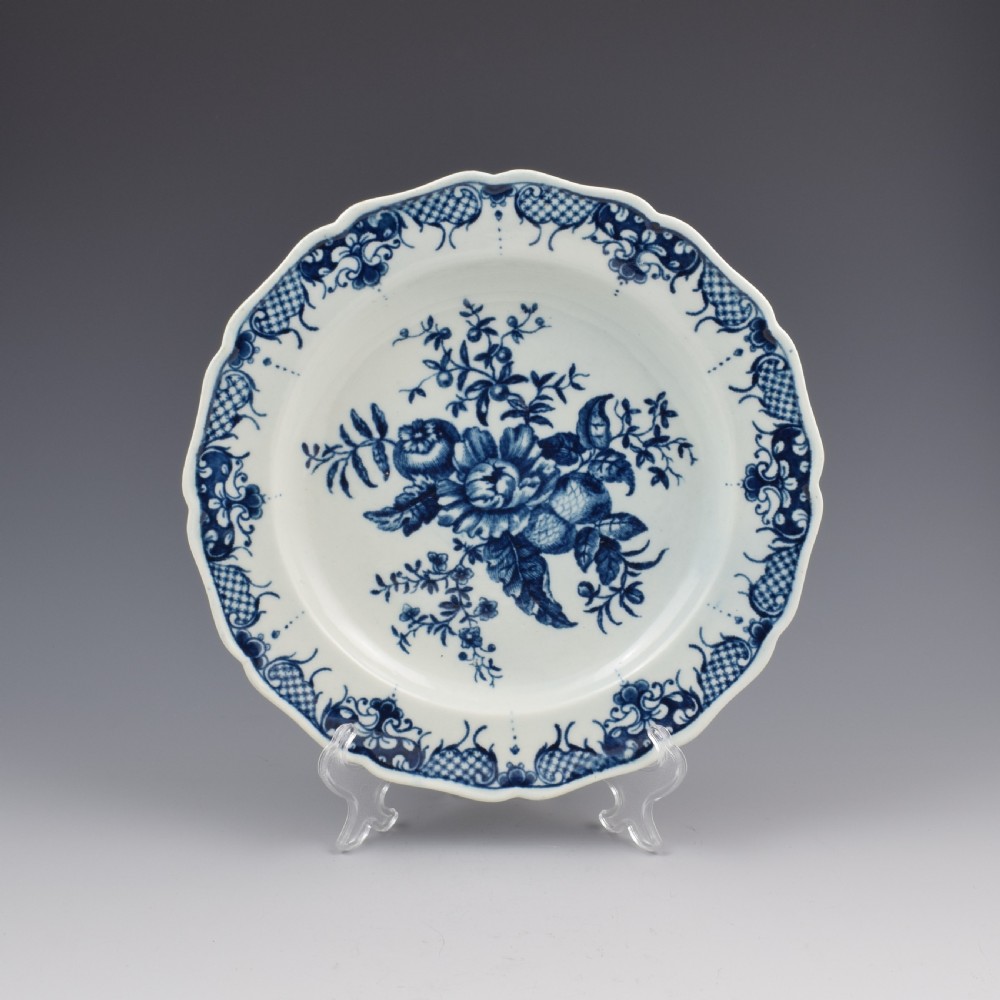First Period Worcester Porcelain Pine Cone Pattern Plate