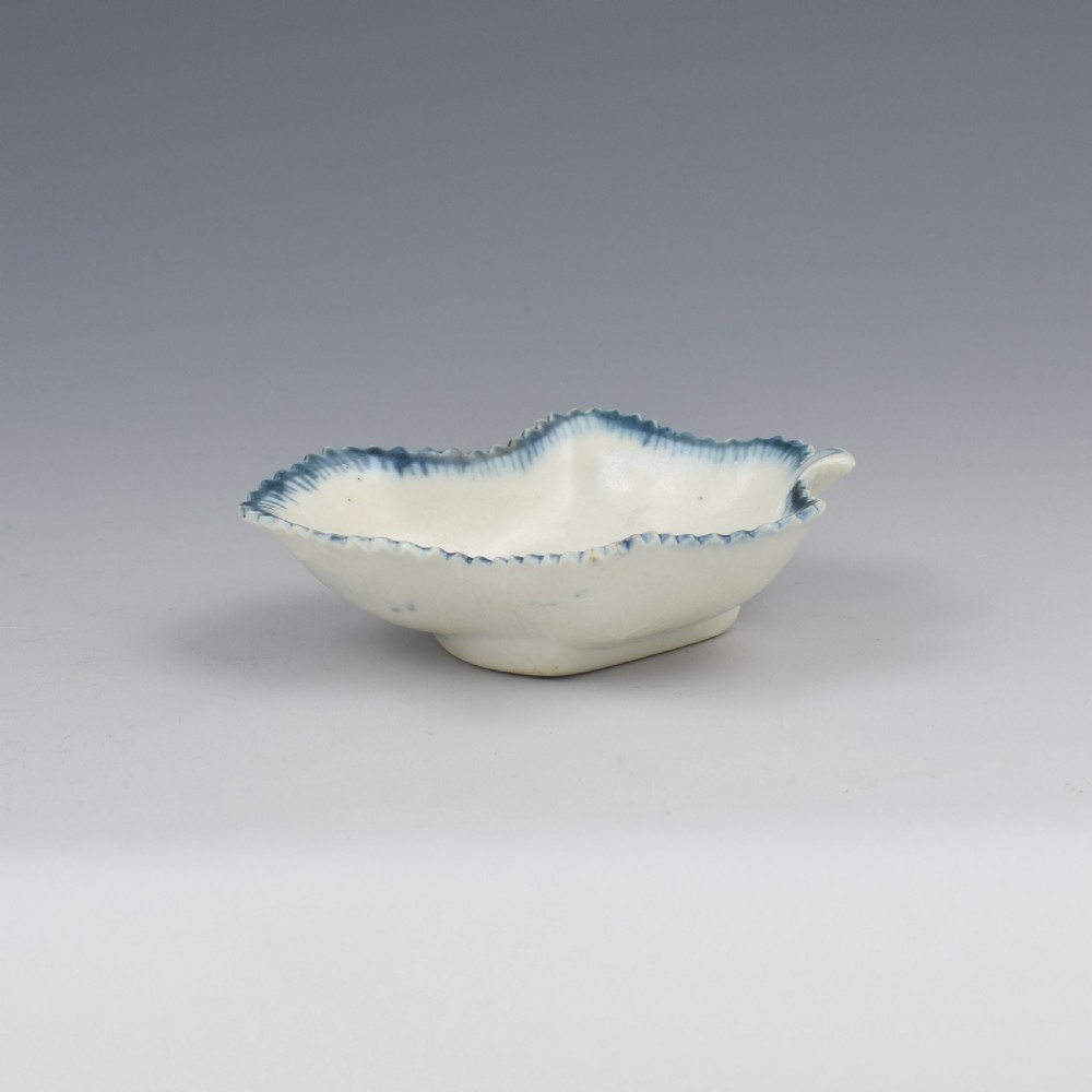 Rare Caughley Porcelain Pickle Leaf Dish Single Flowerhead Pattern  View IV