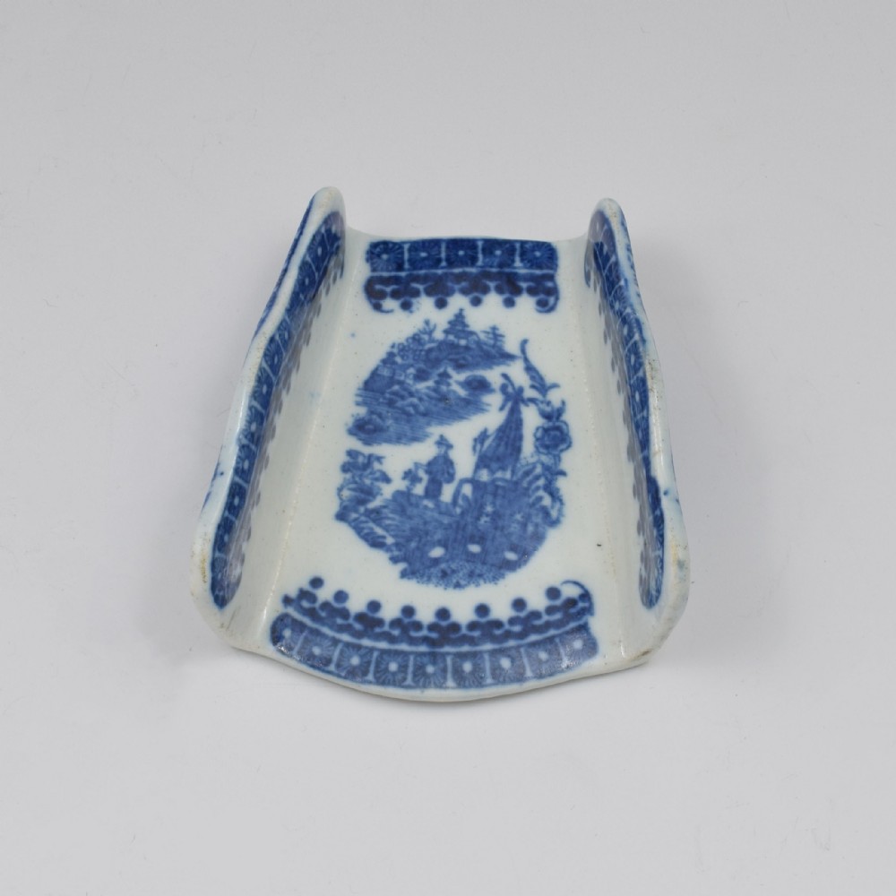 Caughley Porcelain Asparagus Server Fisherman Pattern c.1785 1