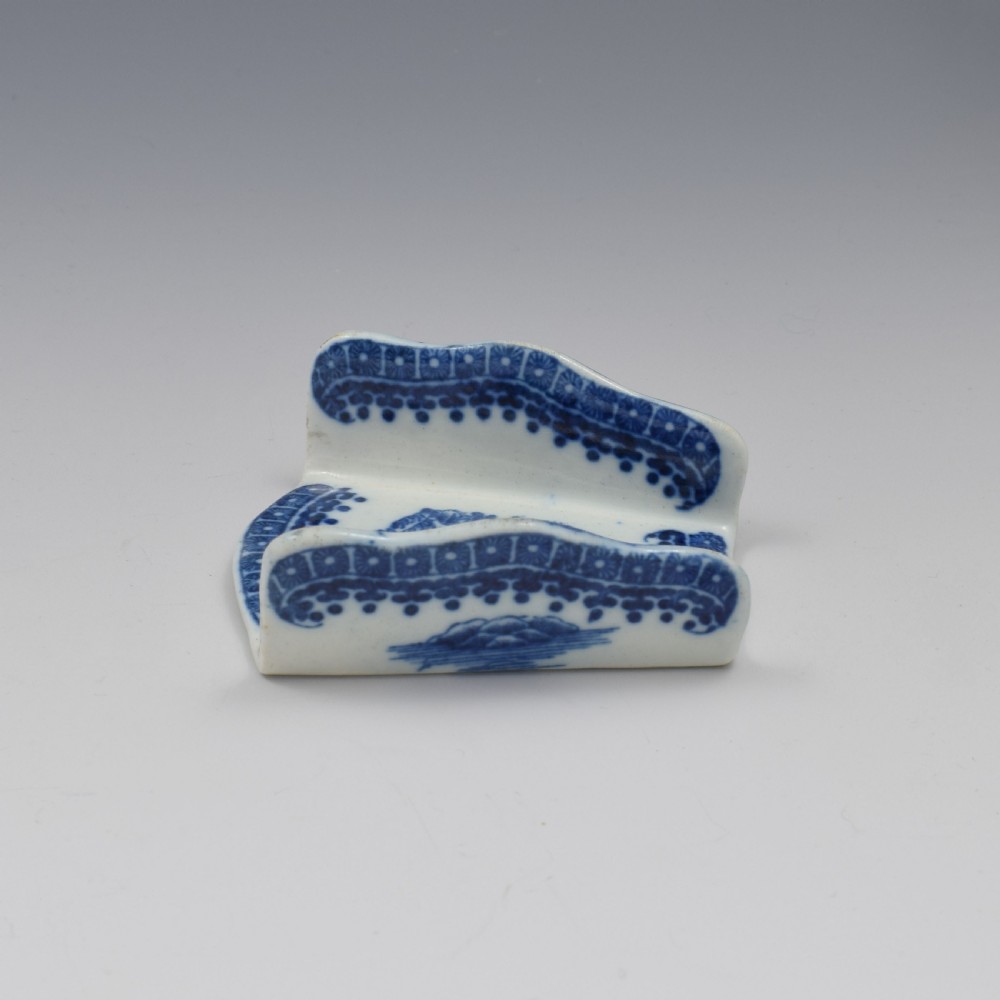 Caughley Porcelain Asparagus Server Fisherman Pattern c.1785 1 View V