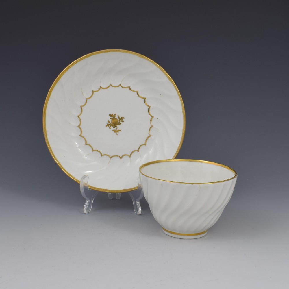 Flight Period Worcester Porcelain Spiral Fluted Tea Bowl & Saucer