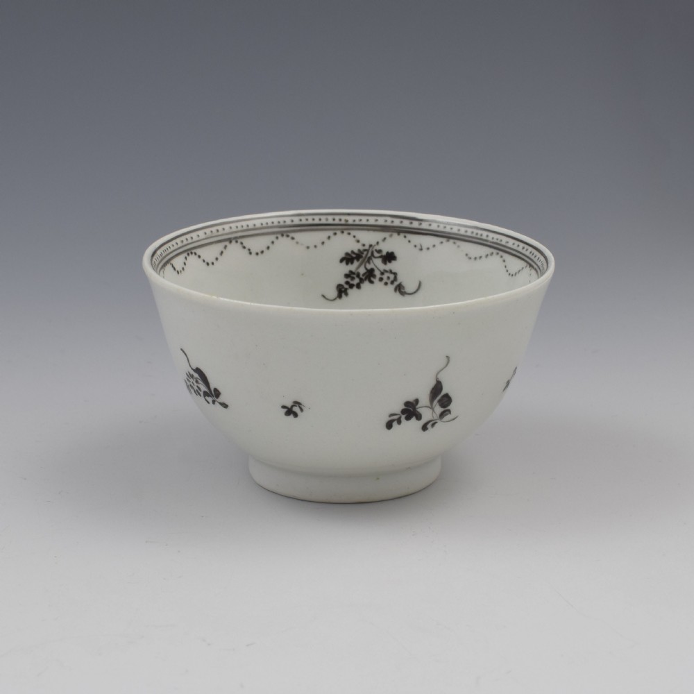 New Hall Porcelain Tea Bowl Pattern 308 Black Enamel Flower Basket c.1790-1800 View V