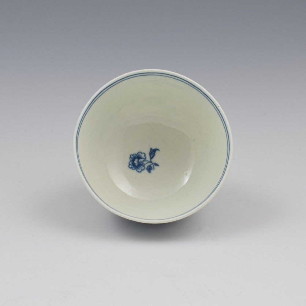 Small First Period Worcester Porcelain Fence Pattern Tea Bowl c.1765 View V