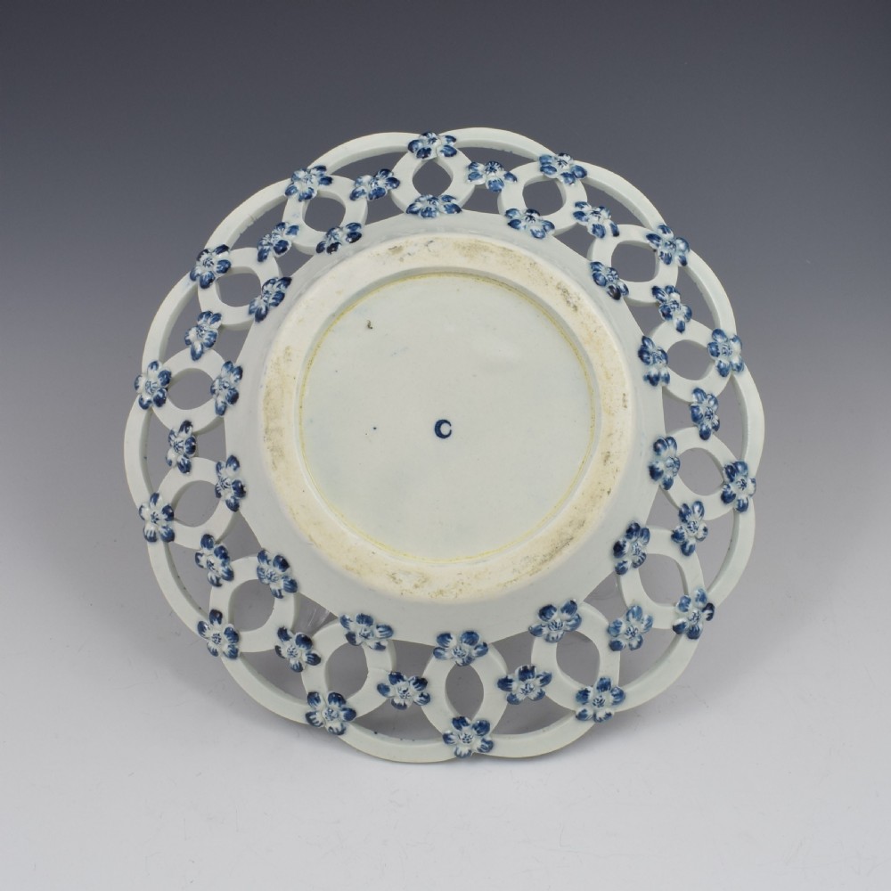 Large First Period Worcester Porcelain Pine Cone Pattern Basket c.1775 View IV