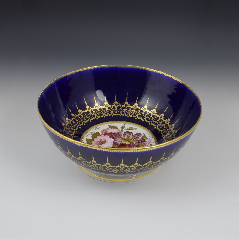 Large Chamberlain Worcester Porcelain Punch Bowl c.1816-1820 View III