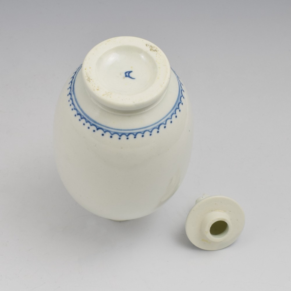 First Period Worcester Porcelain Tea Canister Ex-Zorensky View VII