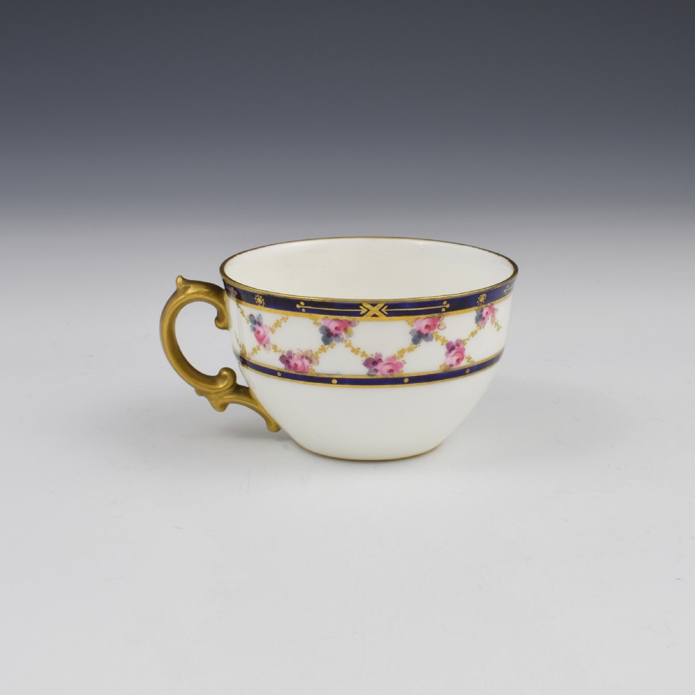 Fine Victorian Royal Crown Derby Porcelain Tea Cup & Saucer 5648 View VI