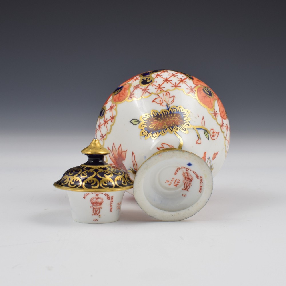 Antique Edwardian Royal Crown Derby Miniature Vase & Cover Pattern 2444 View VII