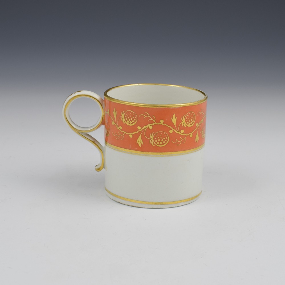 Barr Period Worcester Porcelain Strawberries Coffee Can c.1805 View III