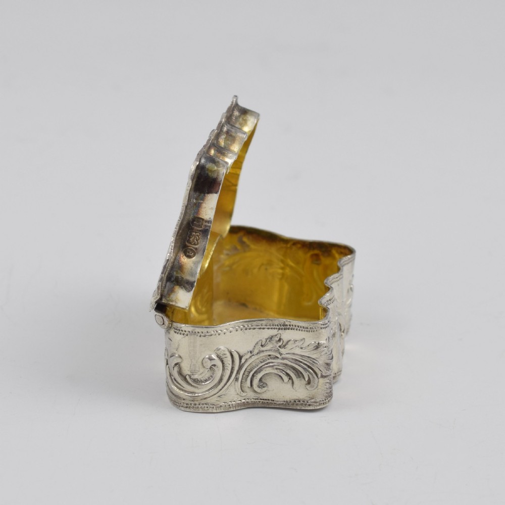 Edwardian Embossed Dutch Miniature Silver Pill Box  View V