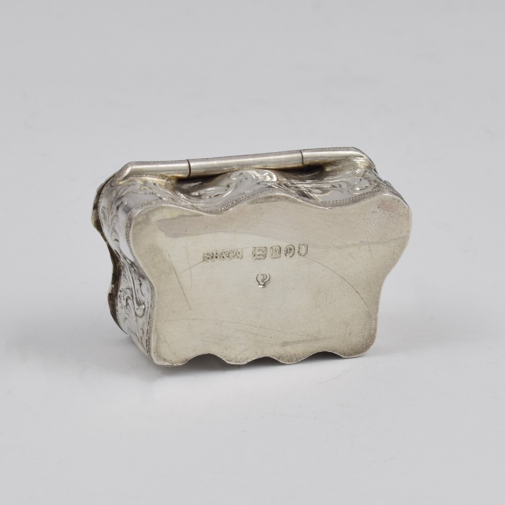 Edwardian Embossed Dutch Miniature Silver Pill Box  View X
