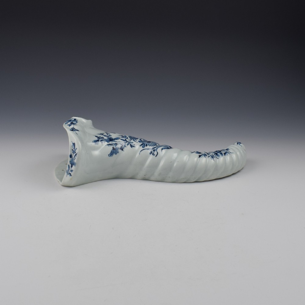 Rare First Period Worcester Porcelain Daisy Pattern Cornucopia Wall Pocket c.1760 View V