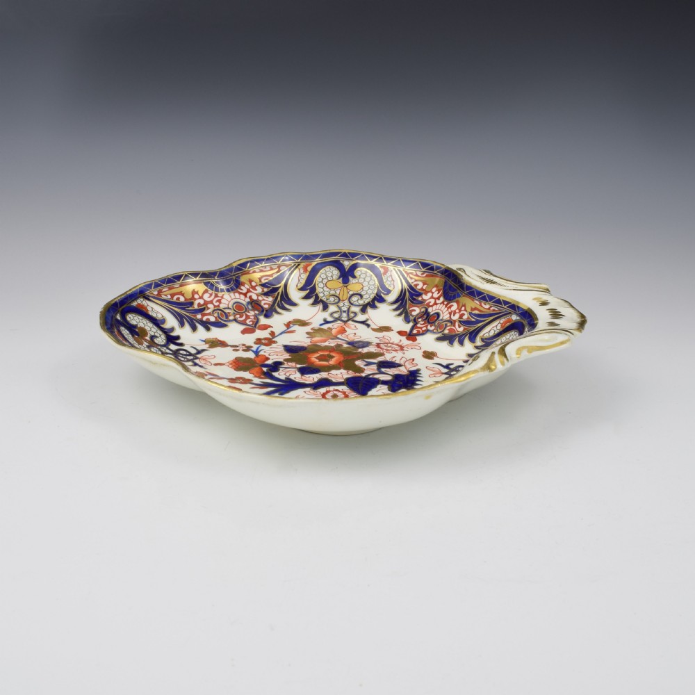 Georgian Derby Porcelain Imari King's Pattern Shell Dessert Dish c.1815 View III