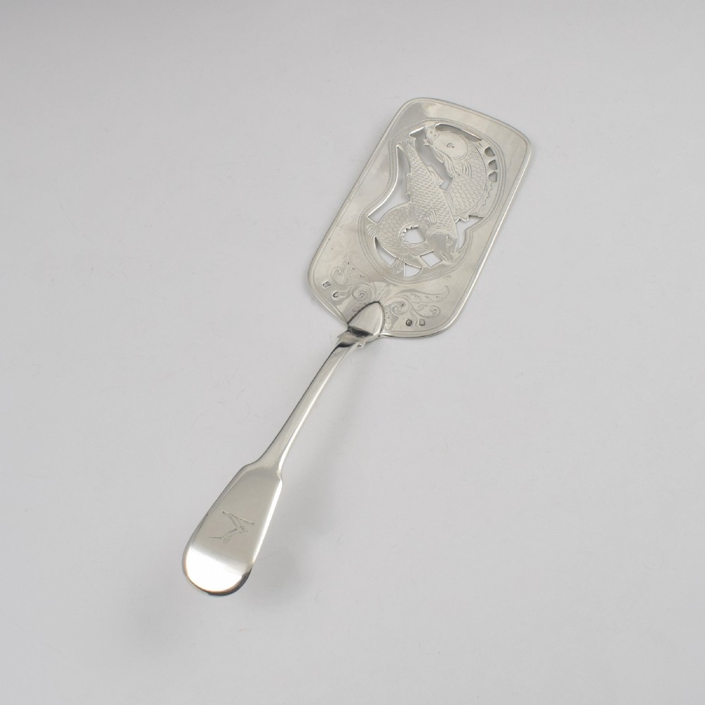 Antique Georgian Irish Silver Fish Slice Samuel Neville Dublin 1823
