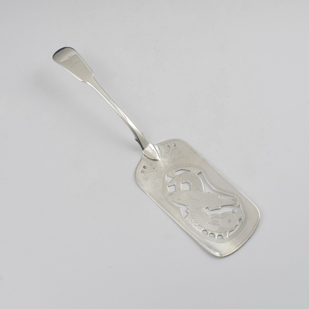 Antique Georgian Irish Silver Fish Slice Samuel Neville Dublin 1823 View III