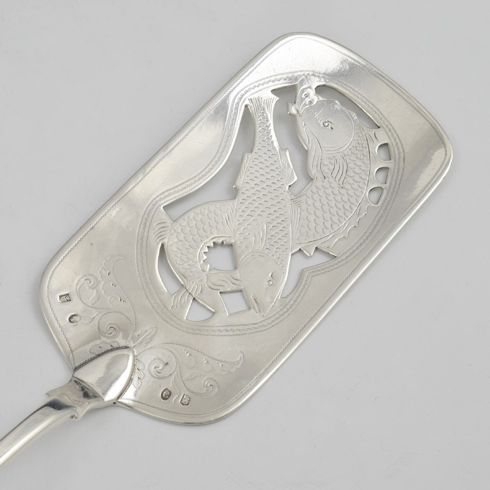 Antique Georgian Irish Silver Fish Slice Samuel Neville Dublin 1823 View V